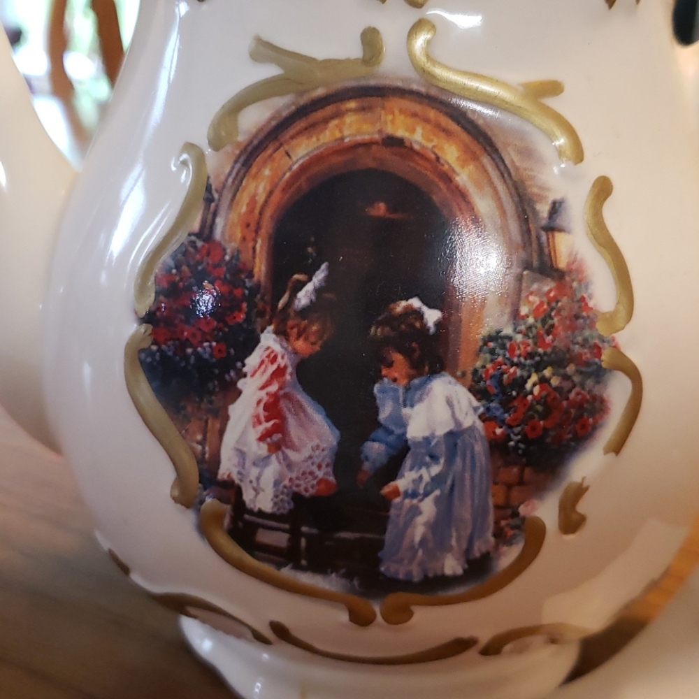 Teapot - Picture 3 of 4